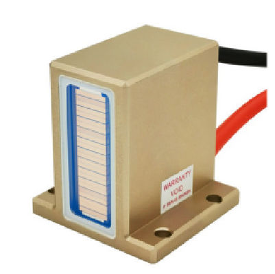 Vertikal gestapelte Makro-Kanal-gekühlte Array-Laserdiode mit FAC 755 808 1064nm 800W ~ 1600W Diodenlaserstapel für die medizinische Versorgung